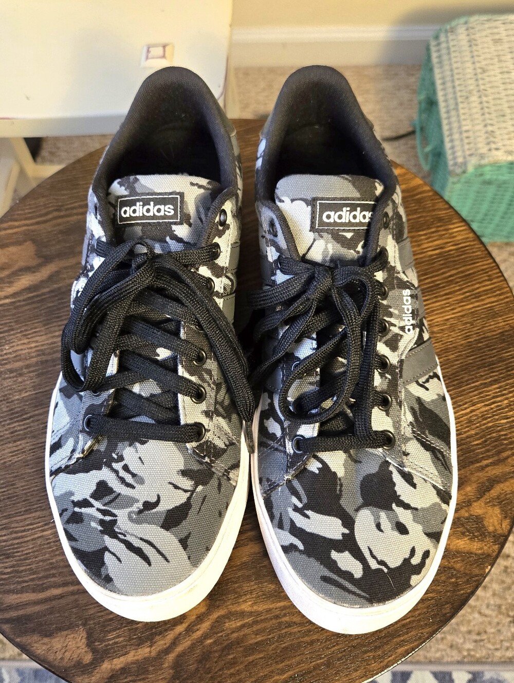 Adidas Daily 3.0 Skateboarding Shoes Sneakers - Picture 2 of 9